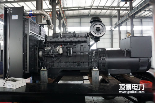 柴油發(fā)電機(jī)組負(fù)載越大燃油耗率就越高嗎？